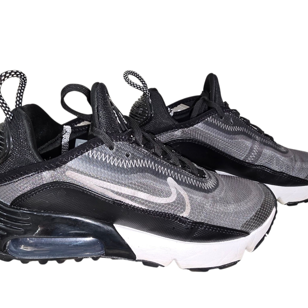 Nike Womens Air Max 2090 Running Trainers - Picture 2 of 6